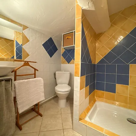 Дом отдыха Maison Mado Sauvian